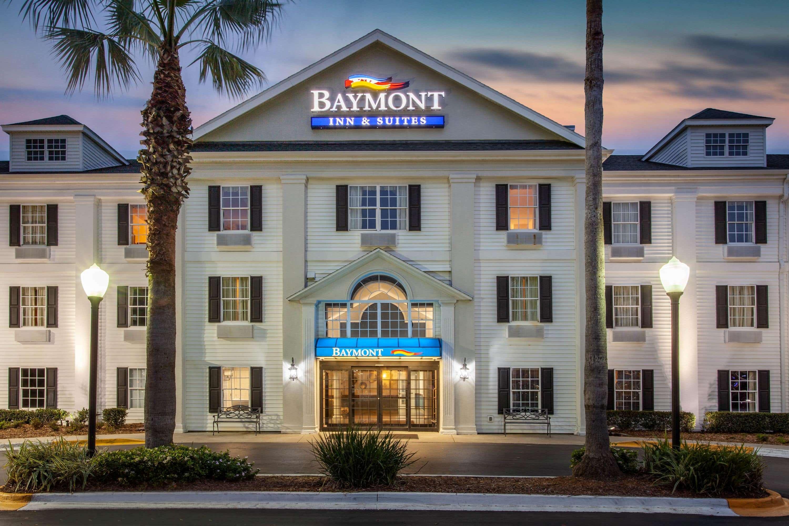 Baymont By Wyndham Jacksonville/Butler Blvd Екстер'єр фото